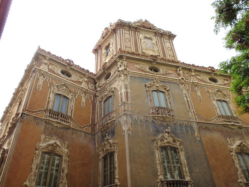 Ceramics Museum (Museo de Ceramica).